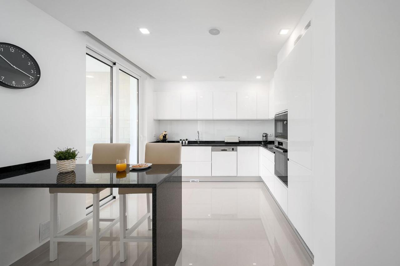 Brand New Spacious Bright Ground Floor Apartment, Vila Ancora, Apartamento Lagos